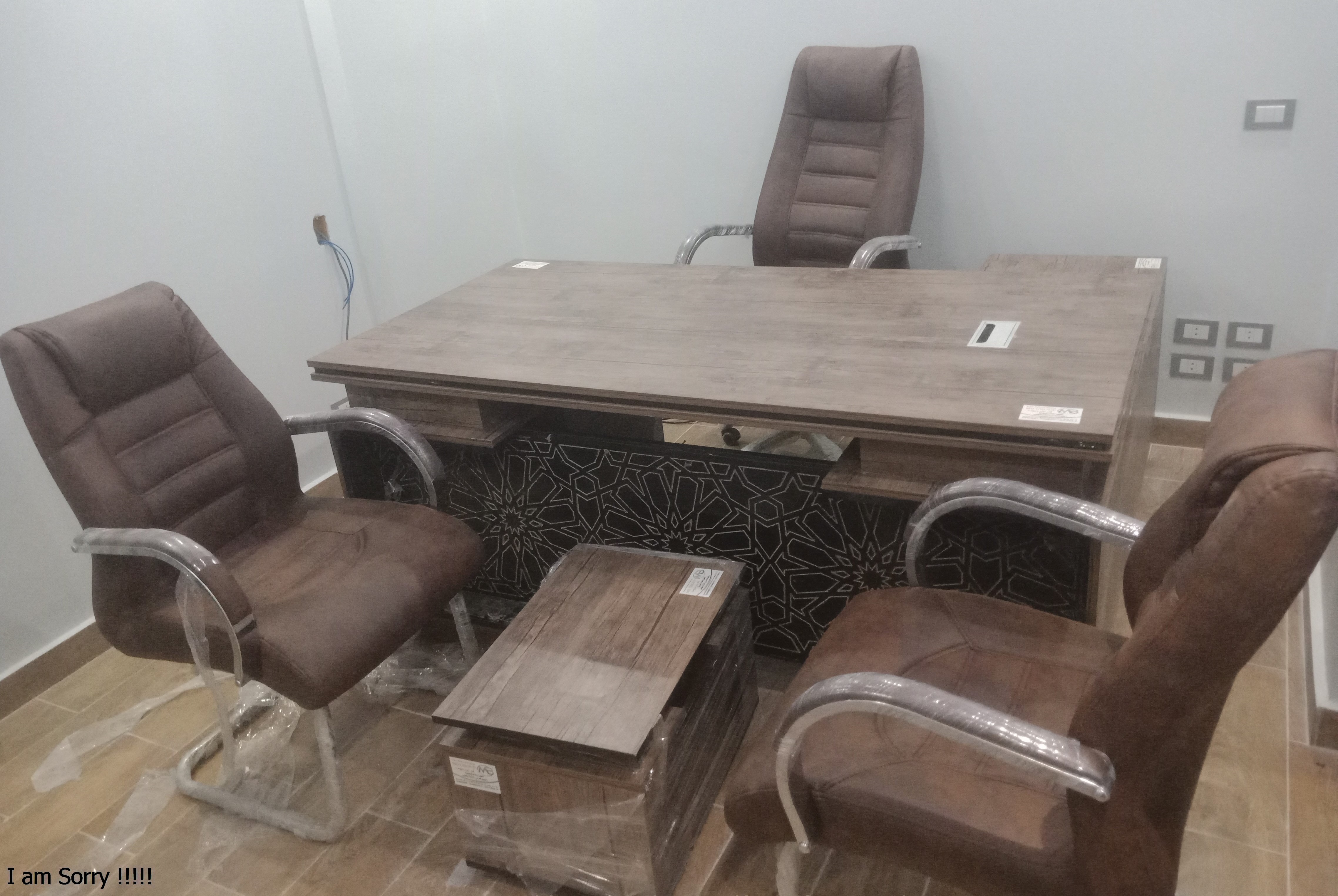 MB Group - تجهيز  أثاث مكتبي