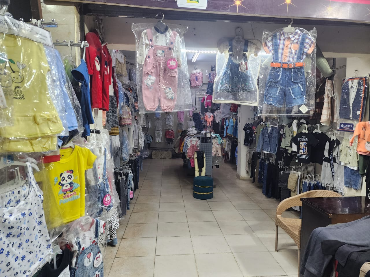 محلات للبيع