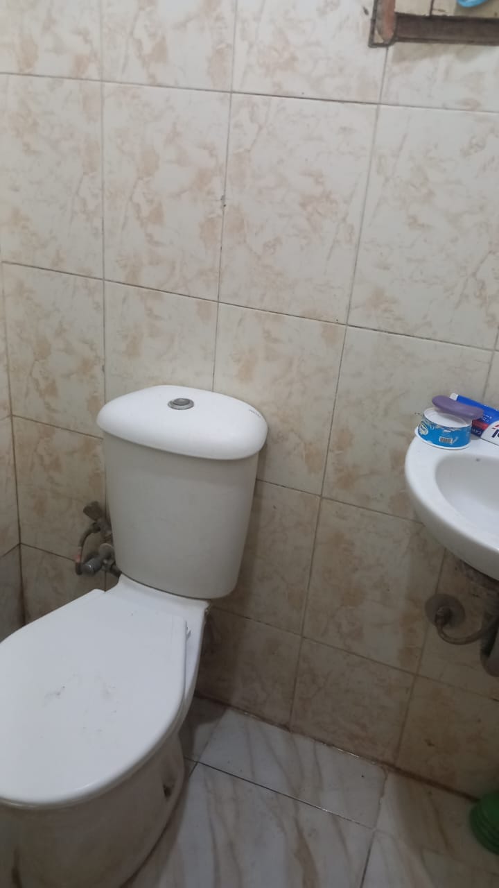 شقة للإيجار كاملة المرافق والعدادات