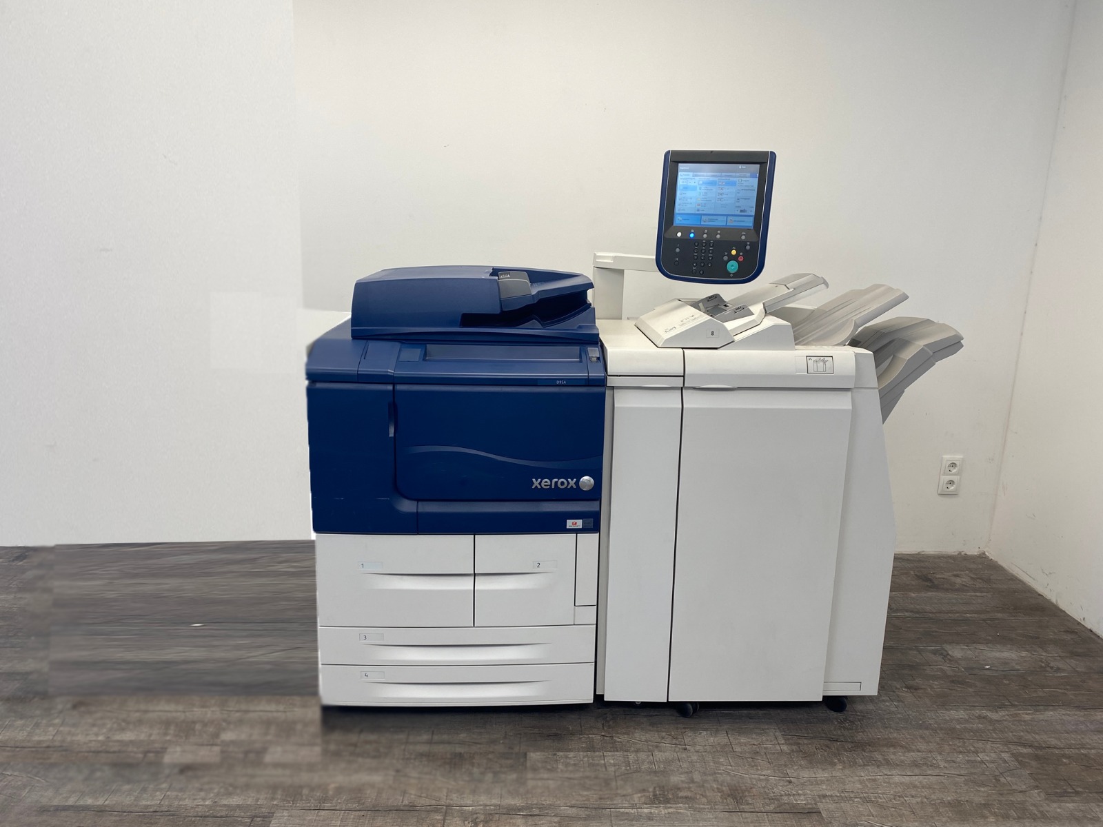 للبيع الطابعة الديجيتال Xerox D95 استيراد بحالة الزيرو