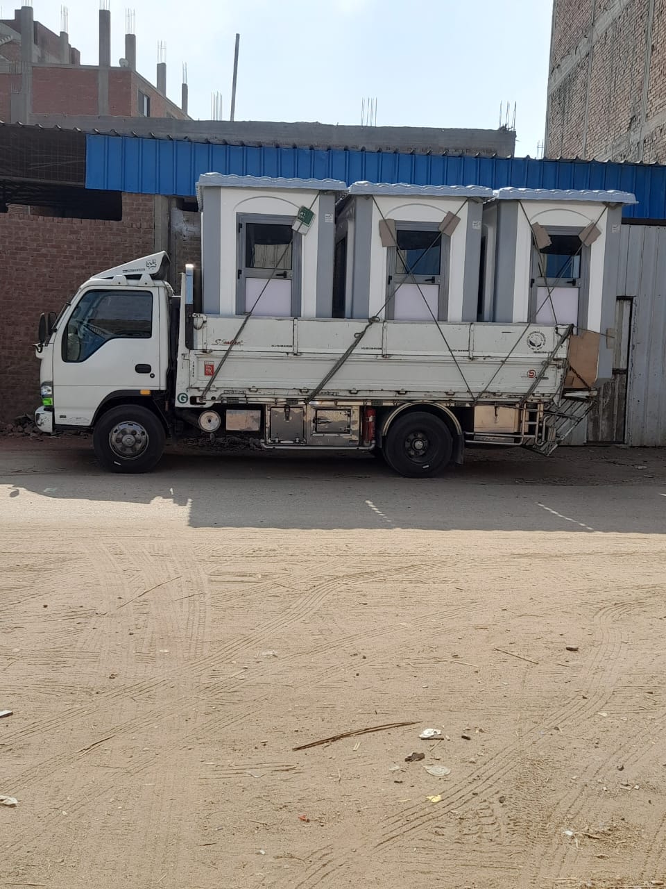كرفانات اداريه للبيع جديد