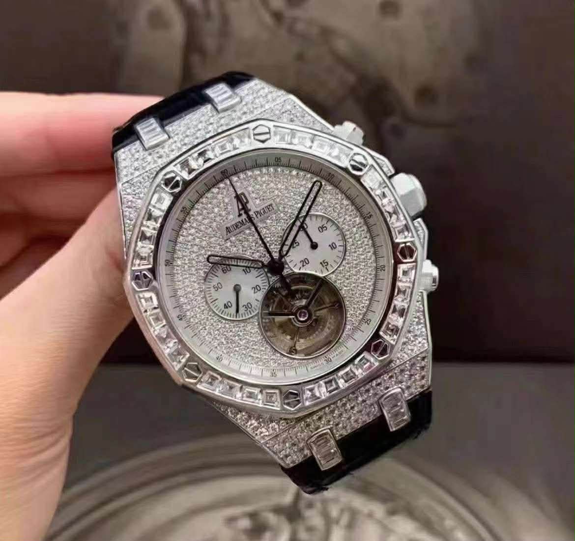 البيت السويسري لشراء الساعات الفاخره
